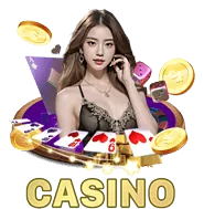 Bàn chơi Baccarat với các lá bài và chip cược